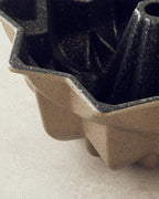 Cast Aluminum Cake Mold 25 cm Gold-Silver (view 3)