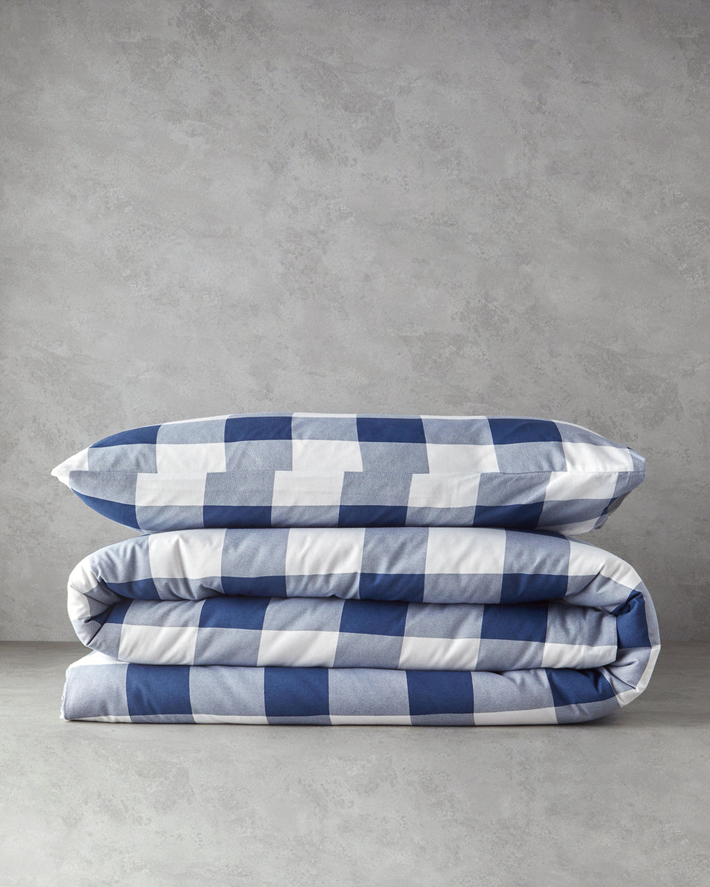 Gingham Easy Iron Duvet Cover Set Navy Blue (view 7)