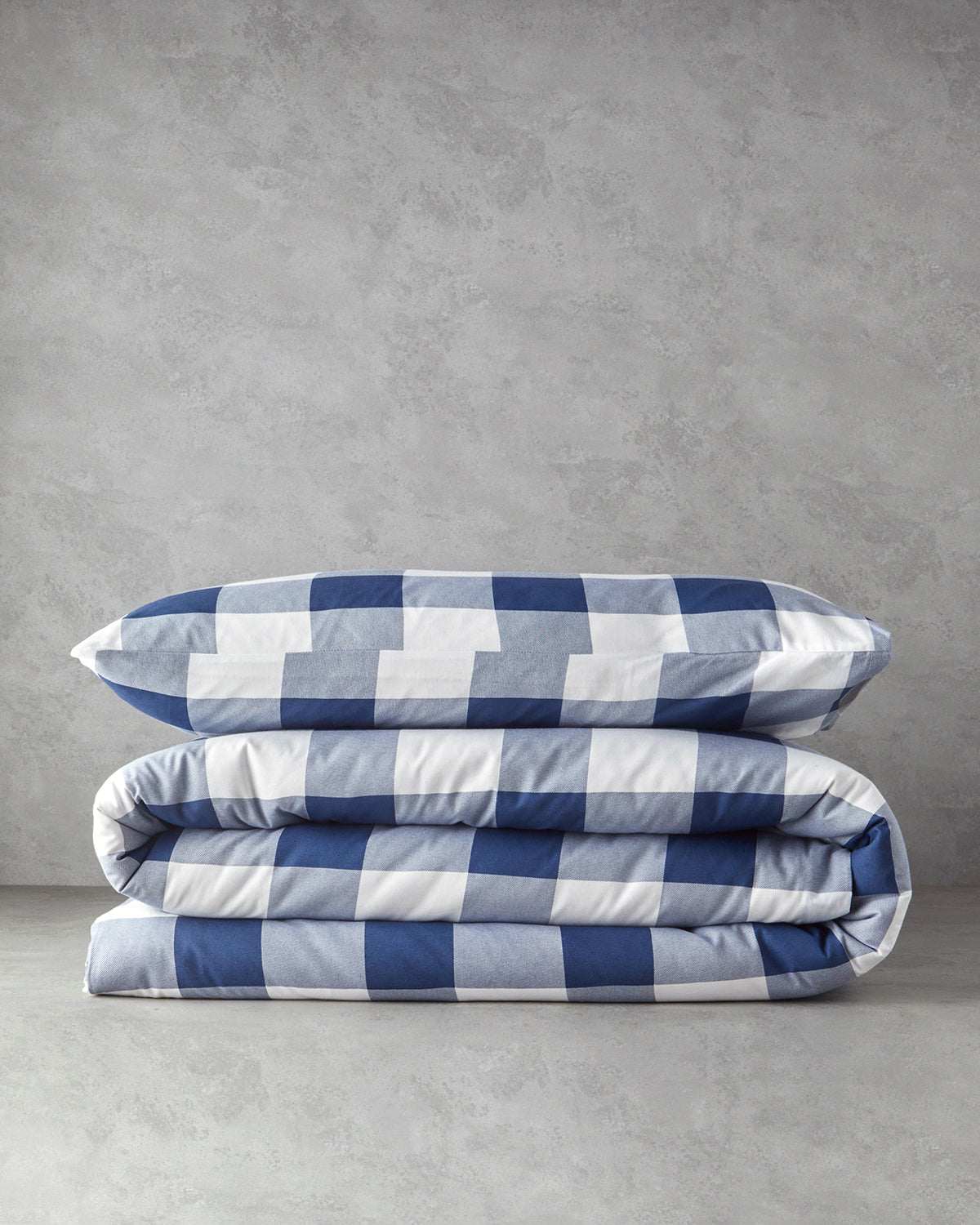 Gingham Easy Iron Duvet Cover Set Navy Blue (view 7)