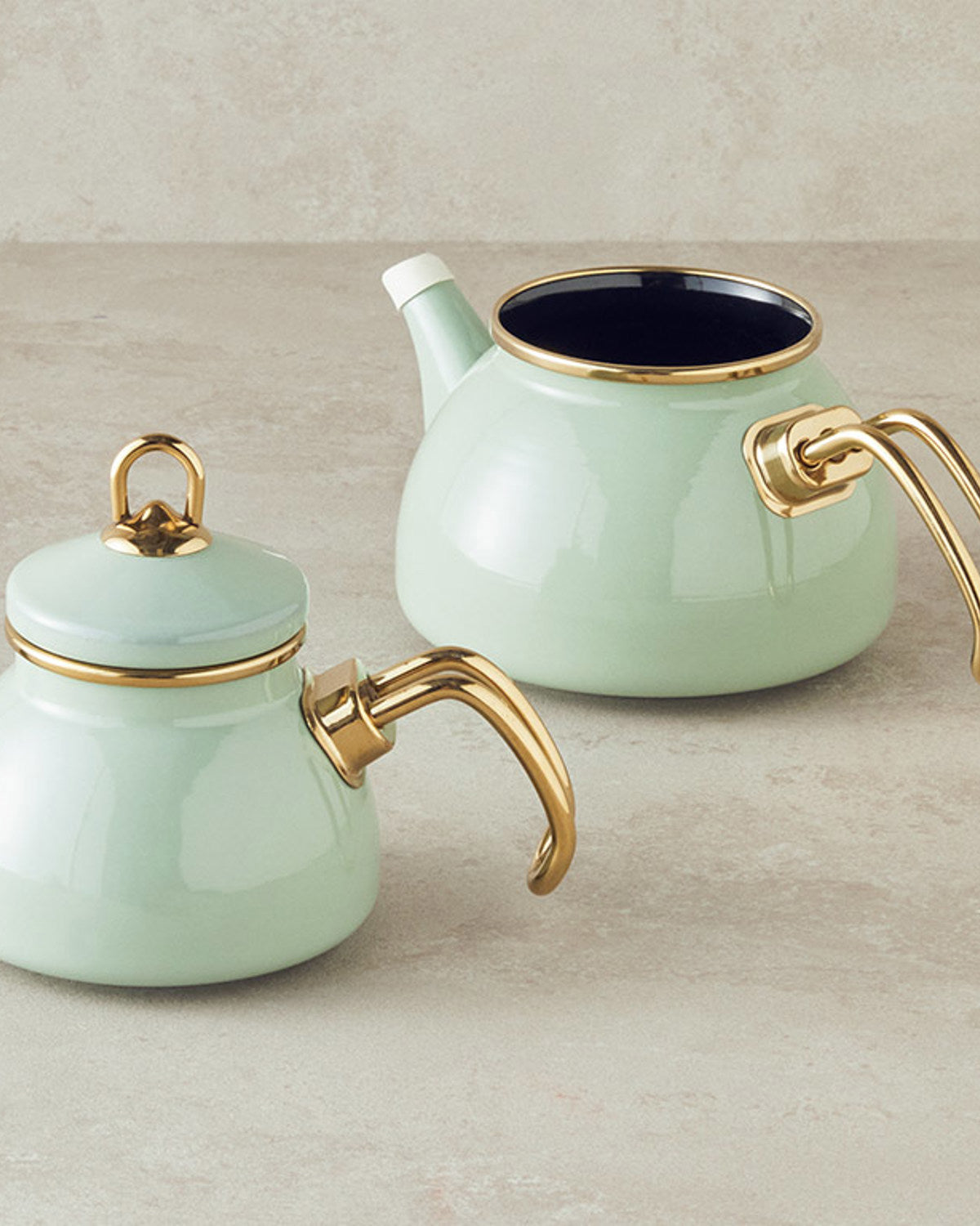 Perro Enamel Mini Tea Pot Light Mint - 0.50 L + 1.1 L
