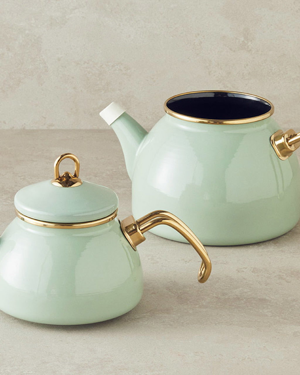 Perro Enamel Mini Tea Pot Light Mint (view 5)
