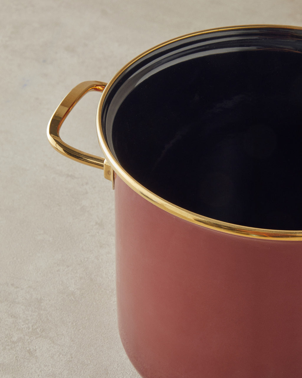 Copenhagen Enamel Yogurt Fermentation Pot 4 L Maroon (view 3)