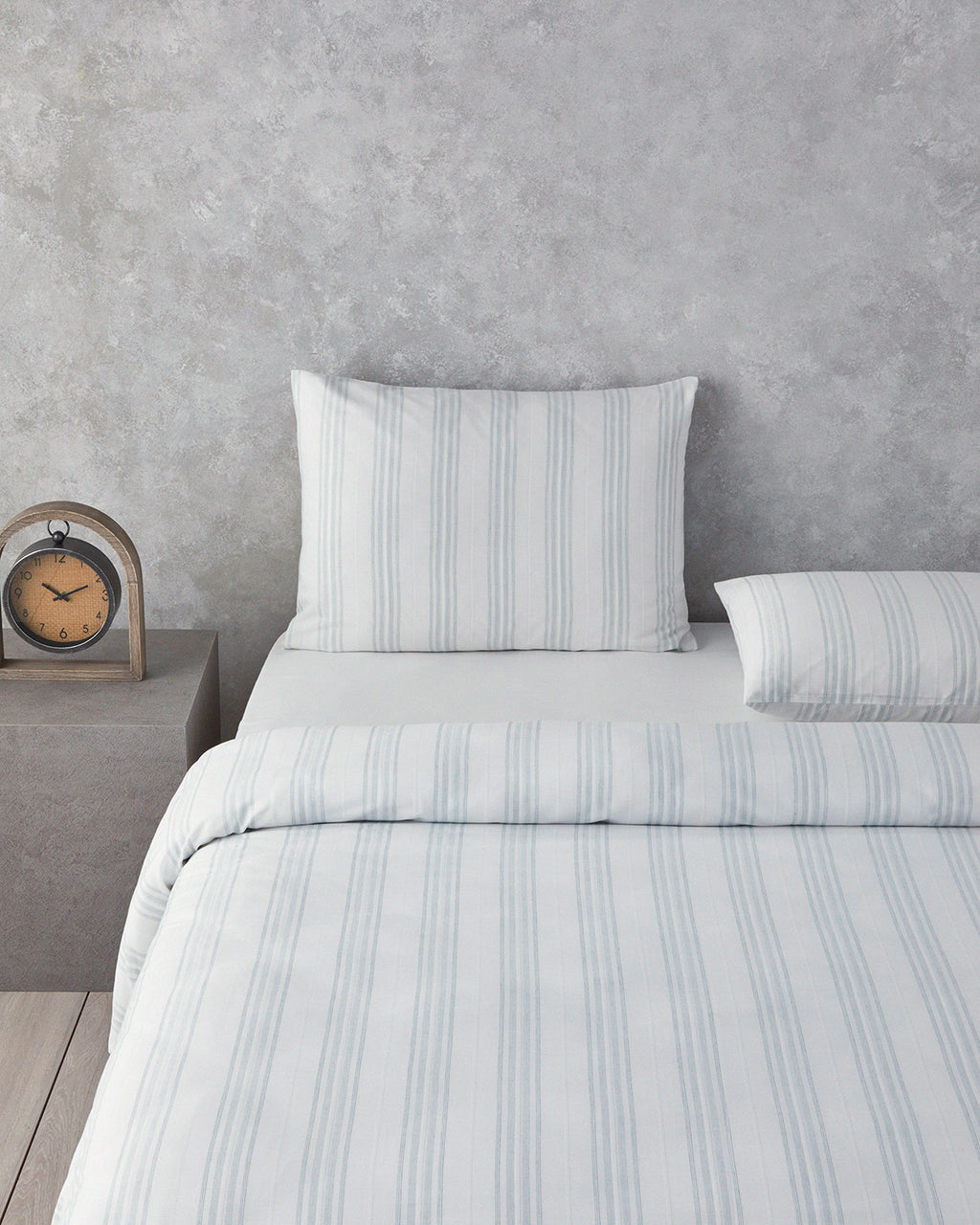 Yarn Dyed Duvet Cover Set Dark Celadon - Double 200x220 cm (view 2)