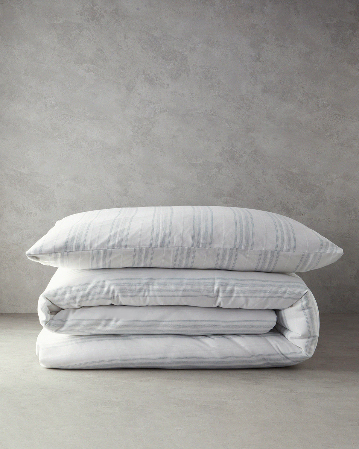Yarn Dyed Duvet Cover Set Dark Celadon (view 6)