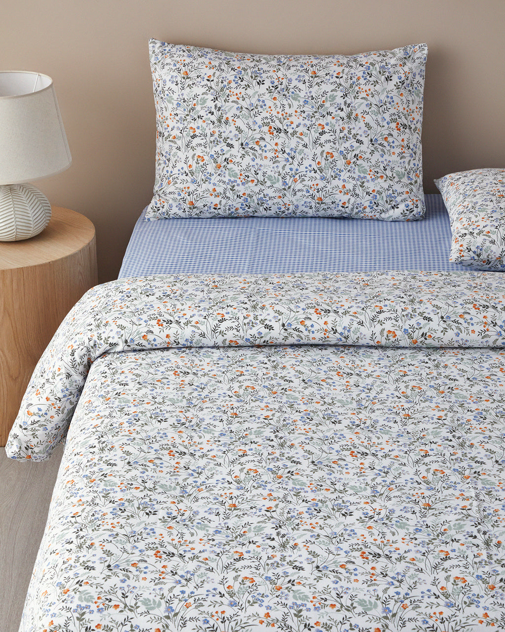 Easy Iron Duvet Cover Set Blue - Double 200x220 cm (view 2)