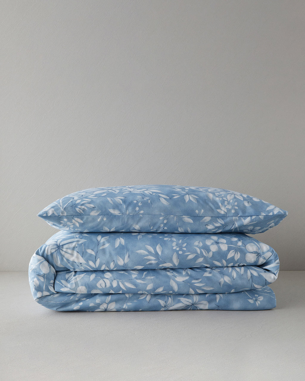 Easy Iron Duvet Cover Set - Dusty Rose, Green & Blue (view 21)