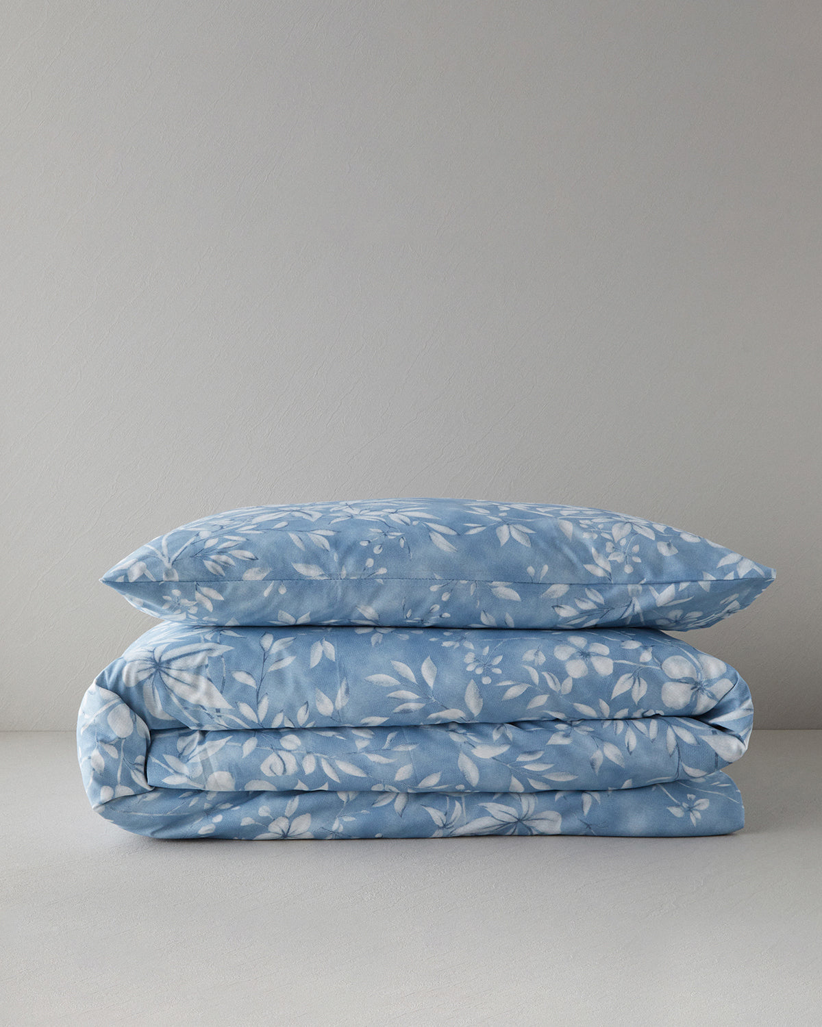 Easy Iron Duvet Cover Set - Dusty Rose, Green & Blue (view 21)