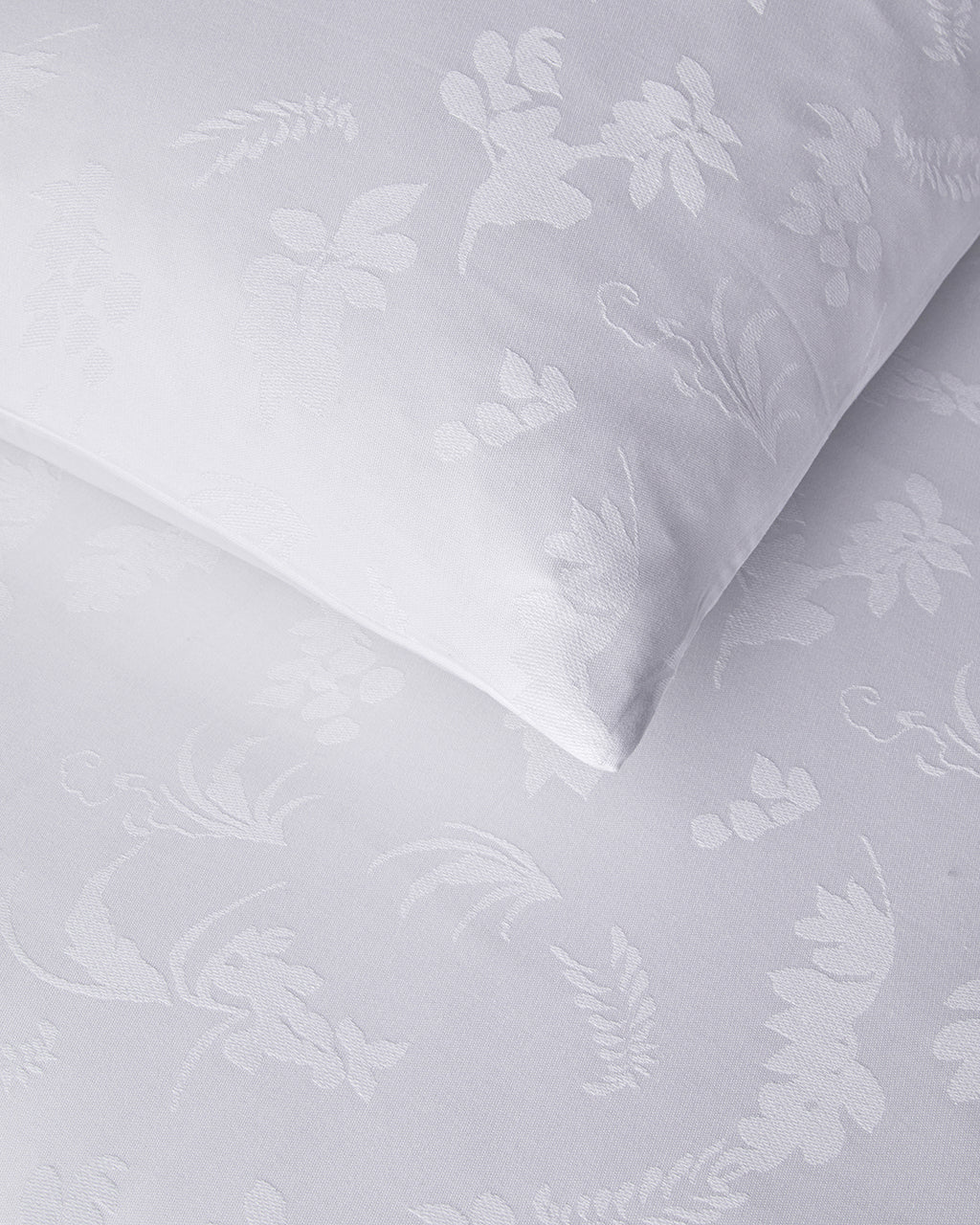Glare Jacquard Duvet Cover Set (view 25)
