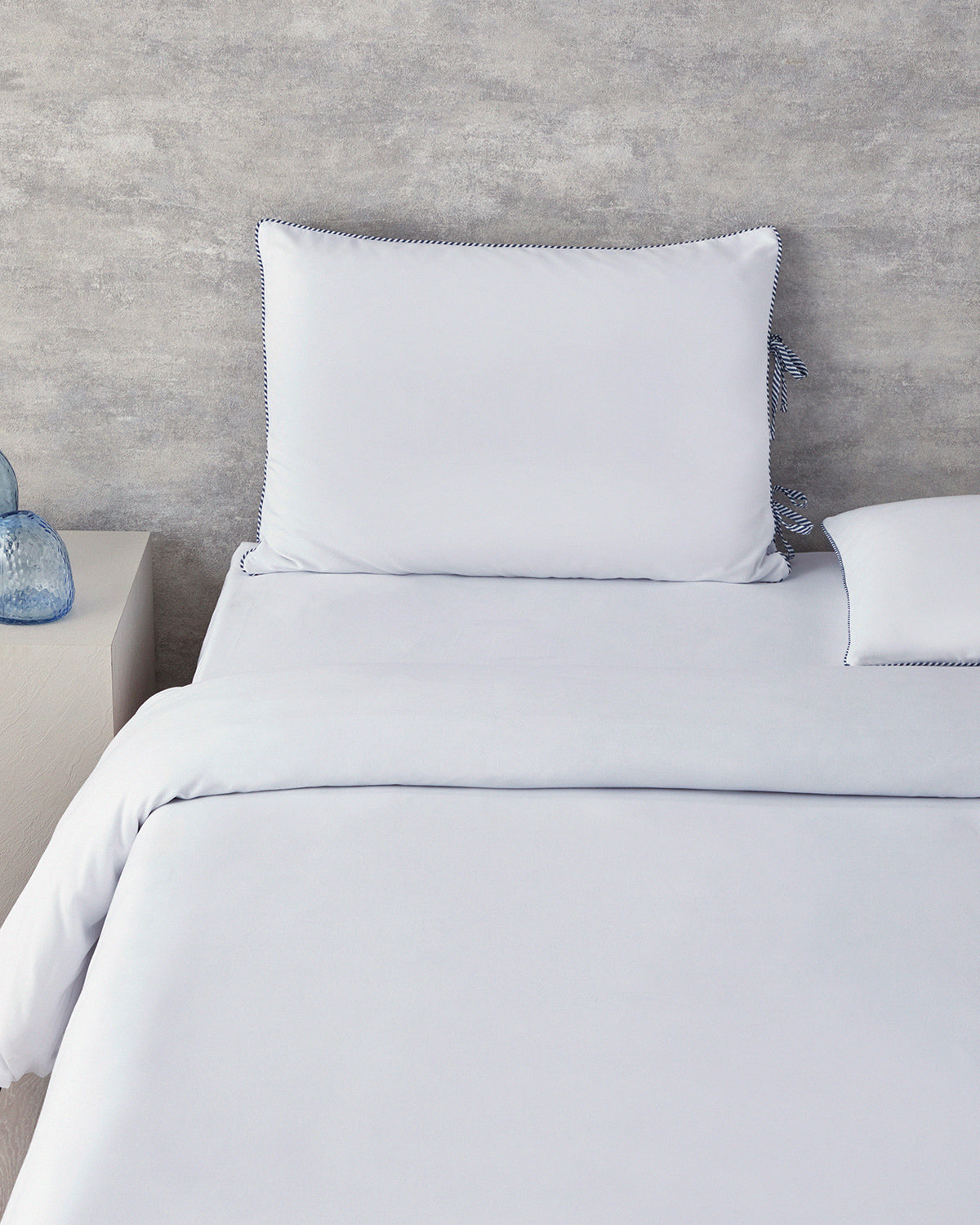 Oxford with Yarn Dyed Duvet Cover Set (view 16)
