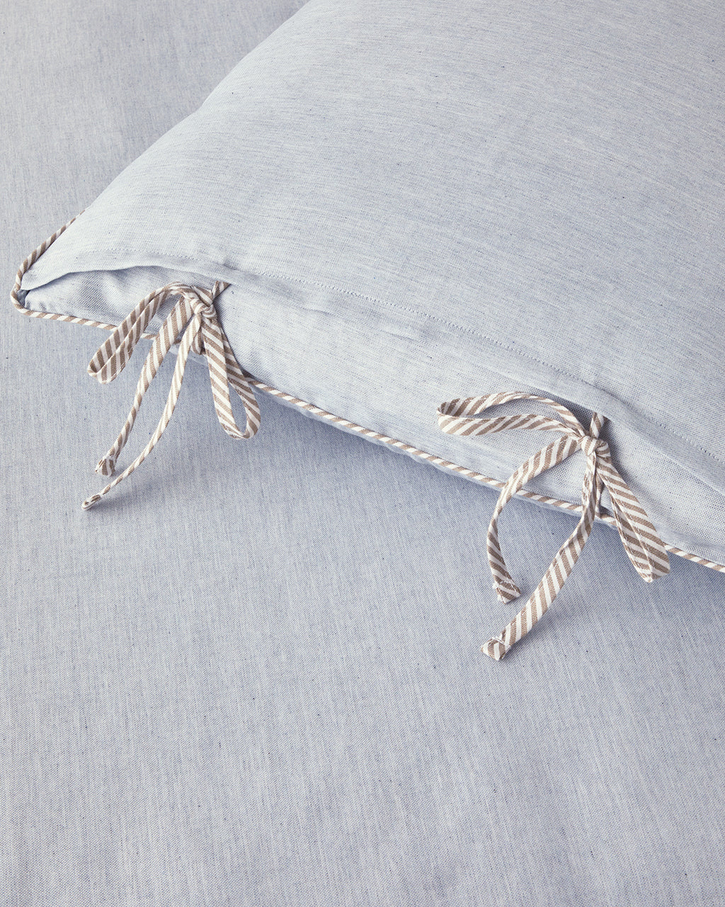 Oxford with Yarn Dyed Duvet Cover Set (view 36)