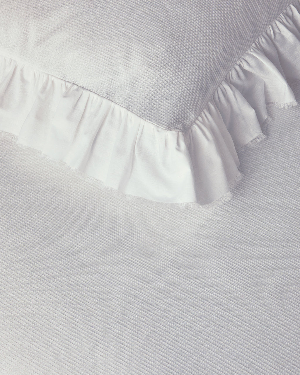 Blaze Ruffled Waffle Duvet Cover Set - Terracotta - King 240x220 cm (view 4)
