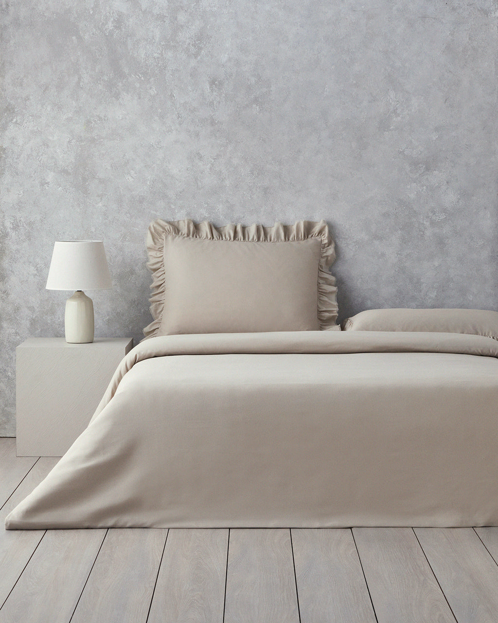 Blaze Ruffled Waffle Duvet Cover Set (view 8)