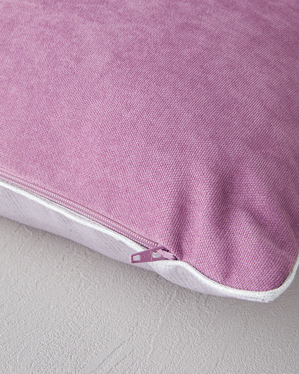 Gage Toss Pillow Cover 45x45 cm Damson (view 3)
