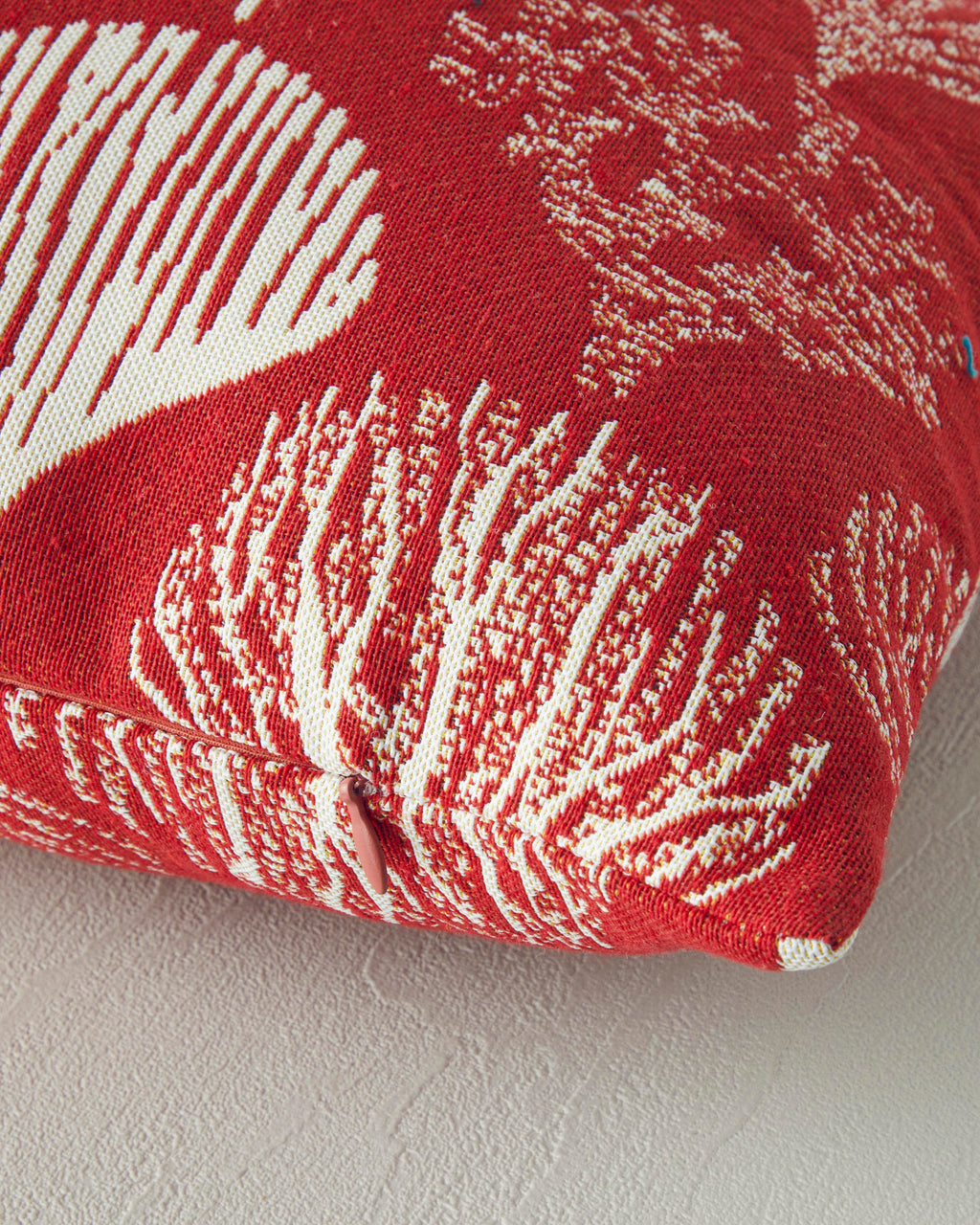 Toss Pillow Cover 33x50 cm Red