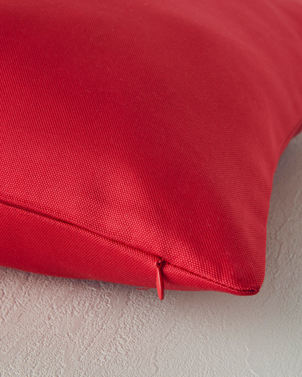 Toss Pillow Cover 45x45 cm Red