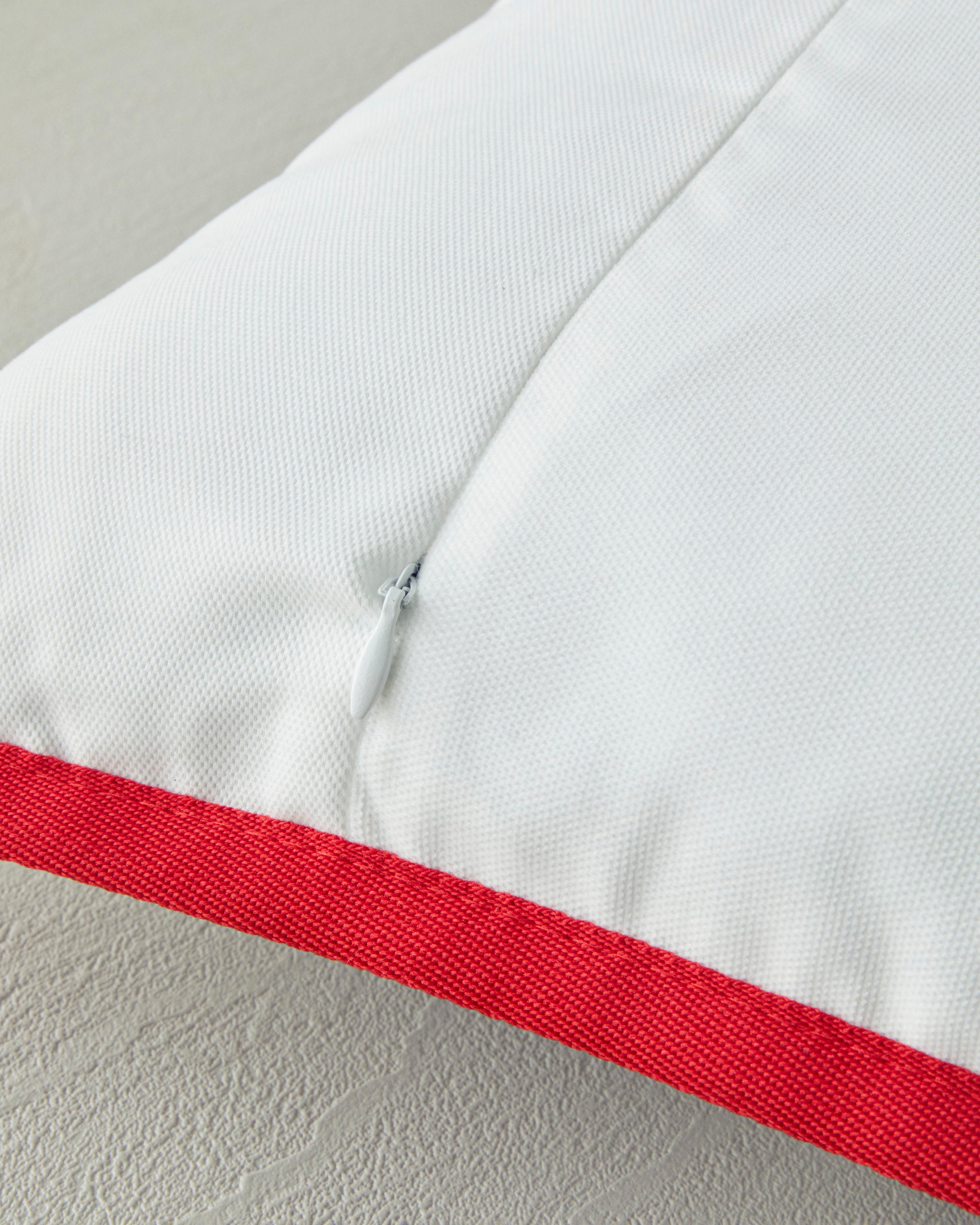 Martina Toss Pillow Cover 45x45 cm Red