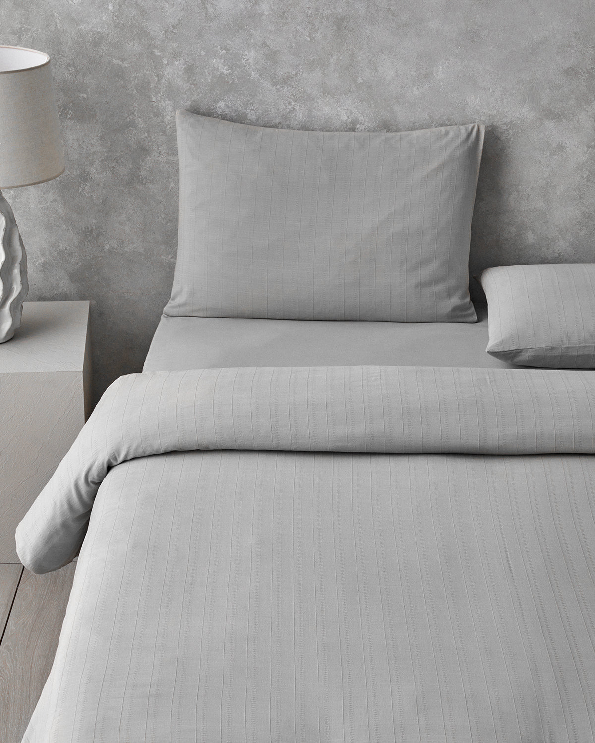 Diamond Silky Cotton Duvet Cover Set - Gray - Double 200x220 cm (view 2)