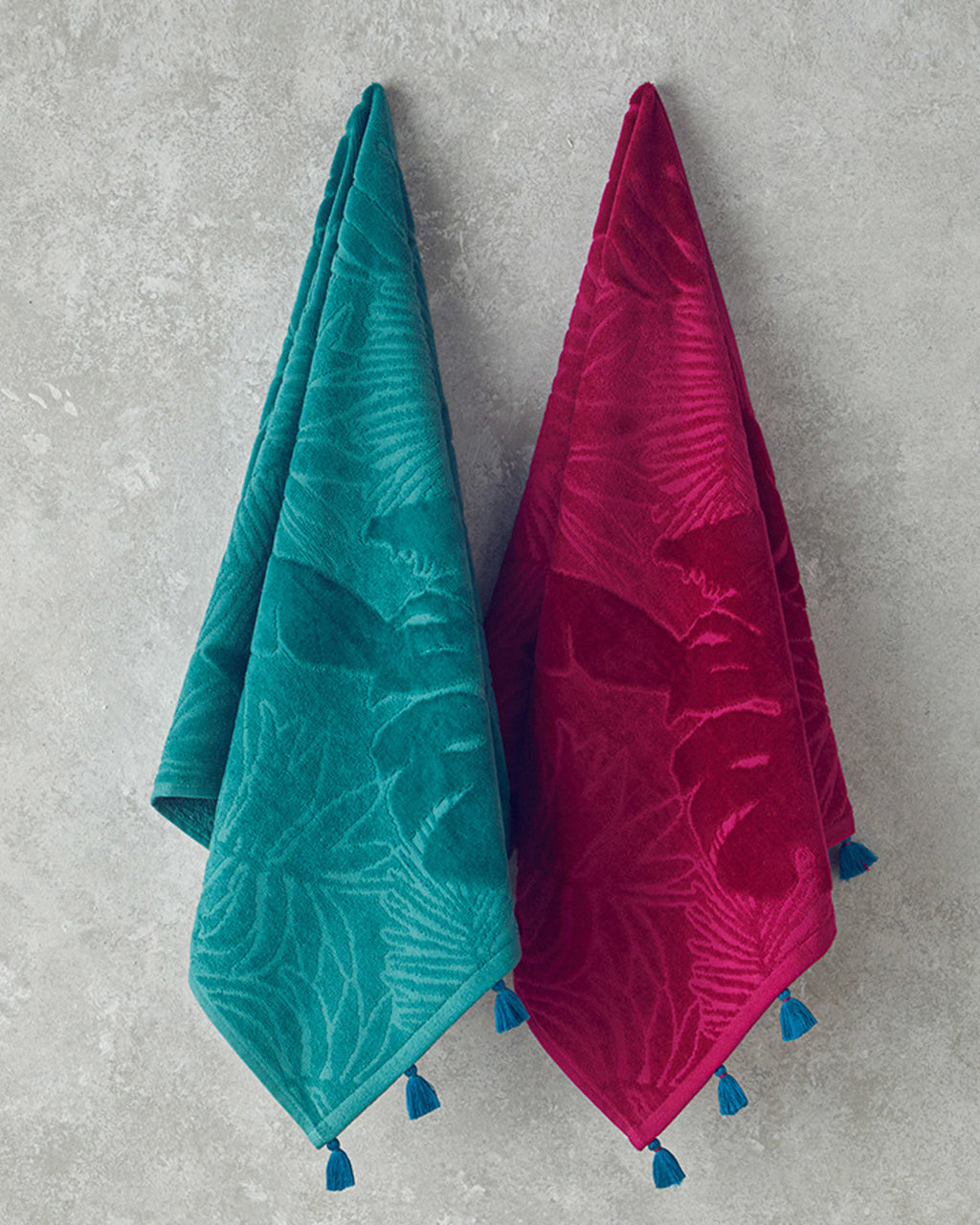 Allover Palmy Cotton Velvet Jacquard Face Towel 50x80 cm (view 4)