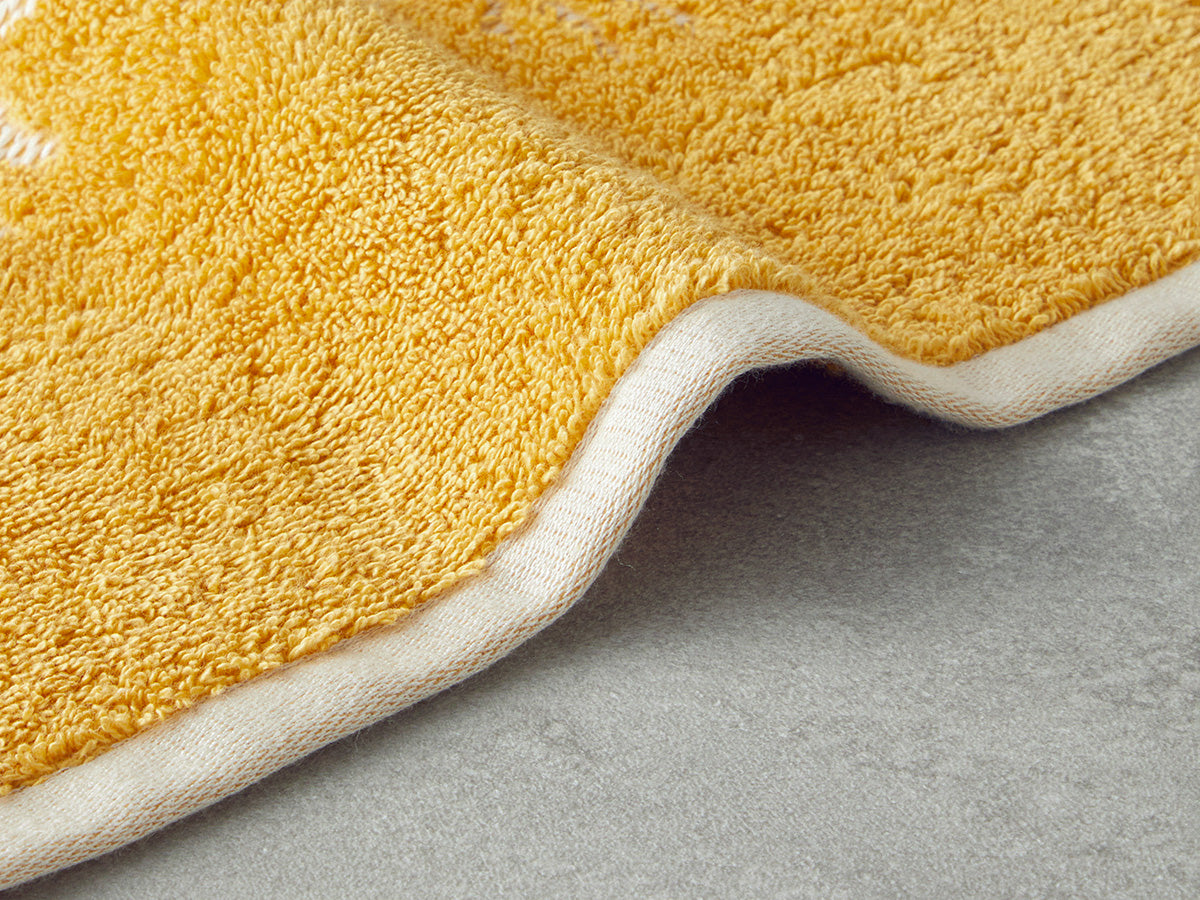 Exotic Jungle Cotton Jacquard Face Towel 50x80 cm Yellow