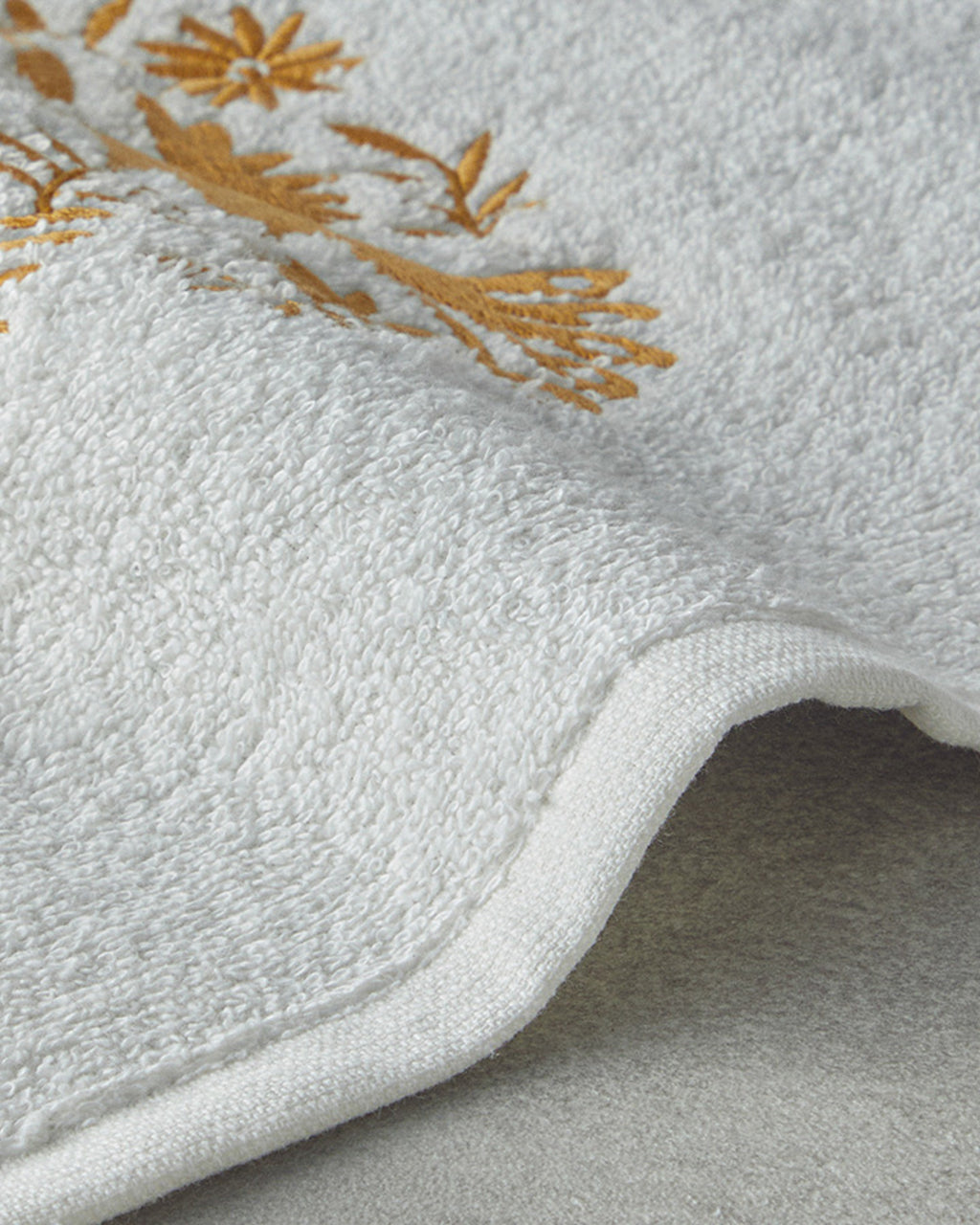 Floral Crowd Cotton Embroidered Face Towel 50x80 cm Ecru