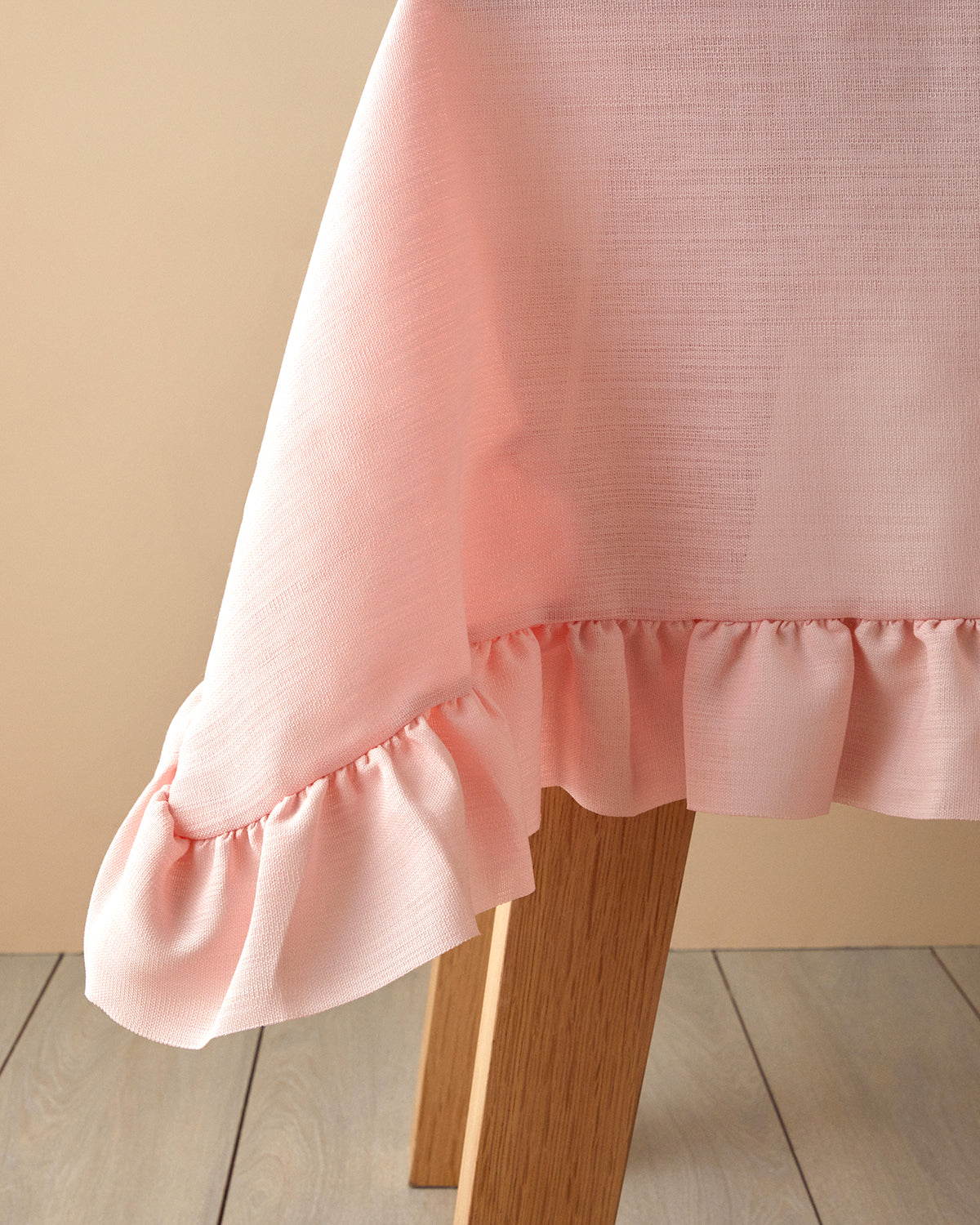 Flor Pura Polyester Ruffled Table Cloth 150x200 cm Pink (view 2)