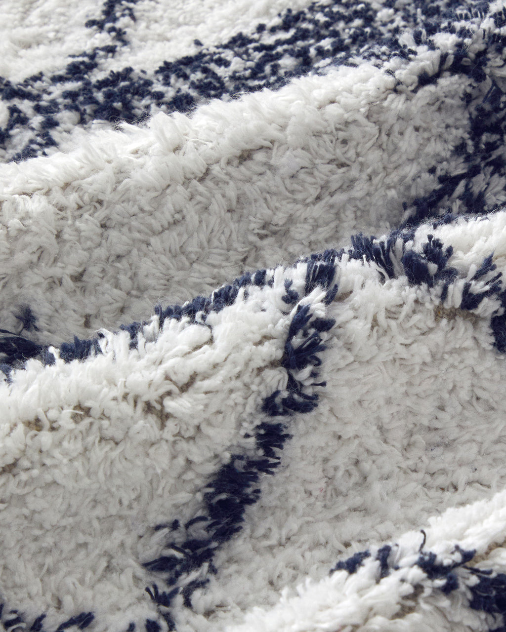Pyramid Cotton Fringed Bath Mat 50x80 cm Navy Blue - White (view 3)