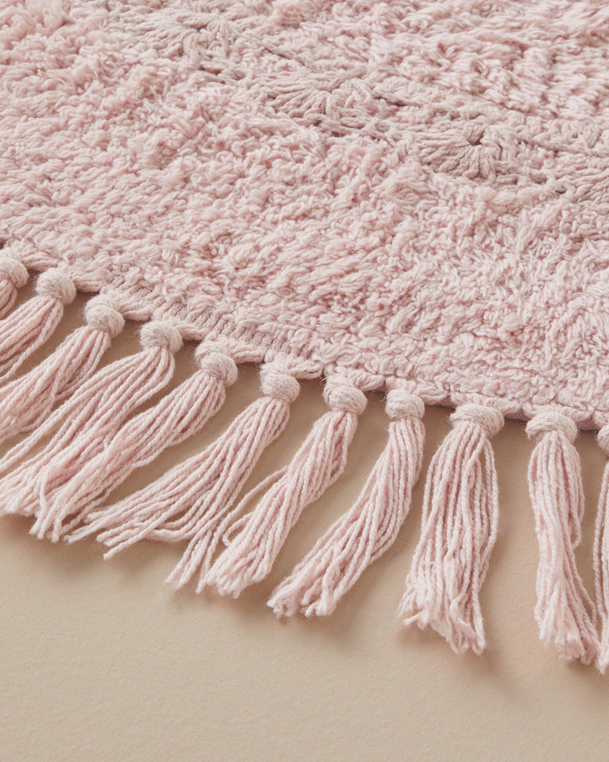 Falbelo Cotton Fringed Bath Mat 90x90 cm (view 5)