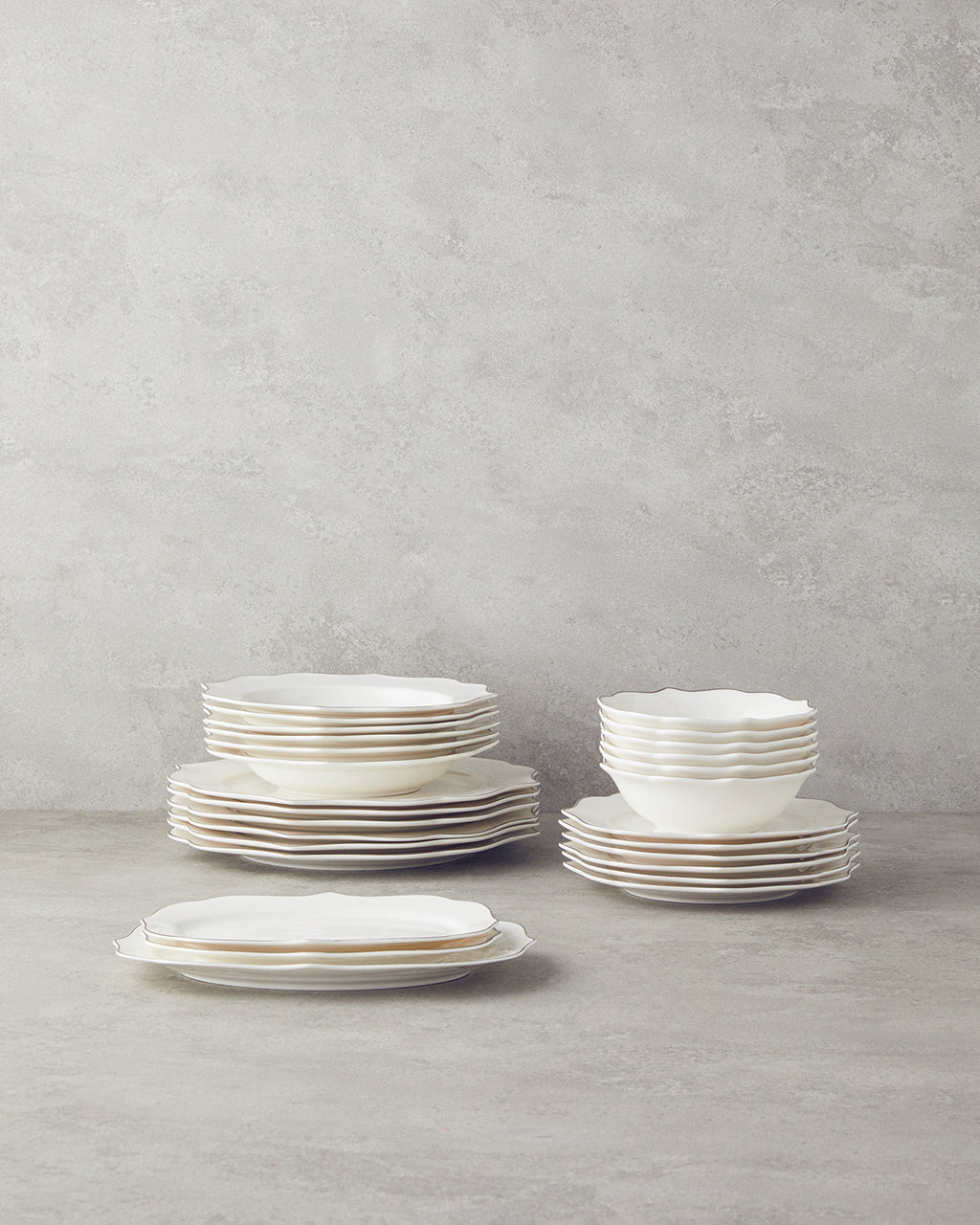 Valencia Bone Porcelain Table Set 27 Pieces, 6 Servings (view 8)
