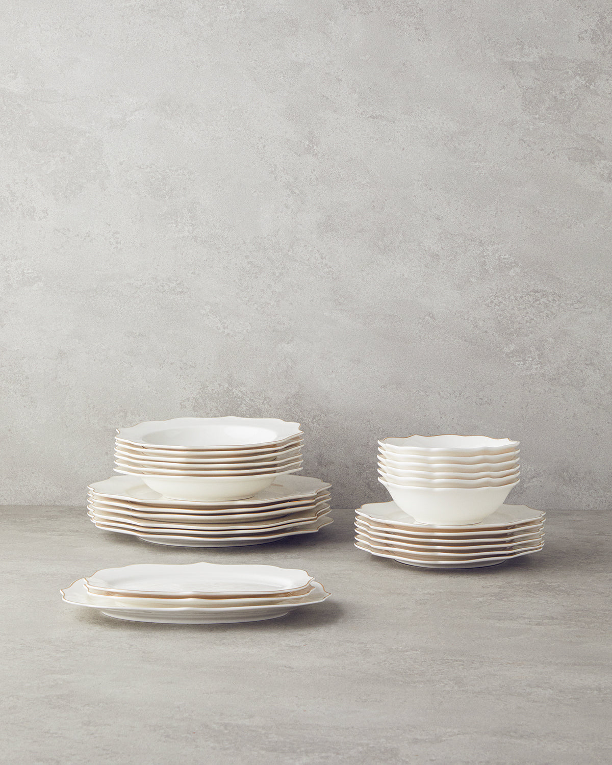 Napoli Bone Porcelain Table Set 27 Pieces, 6 Servings (view 8)