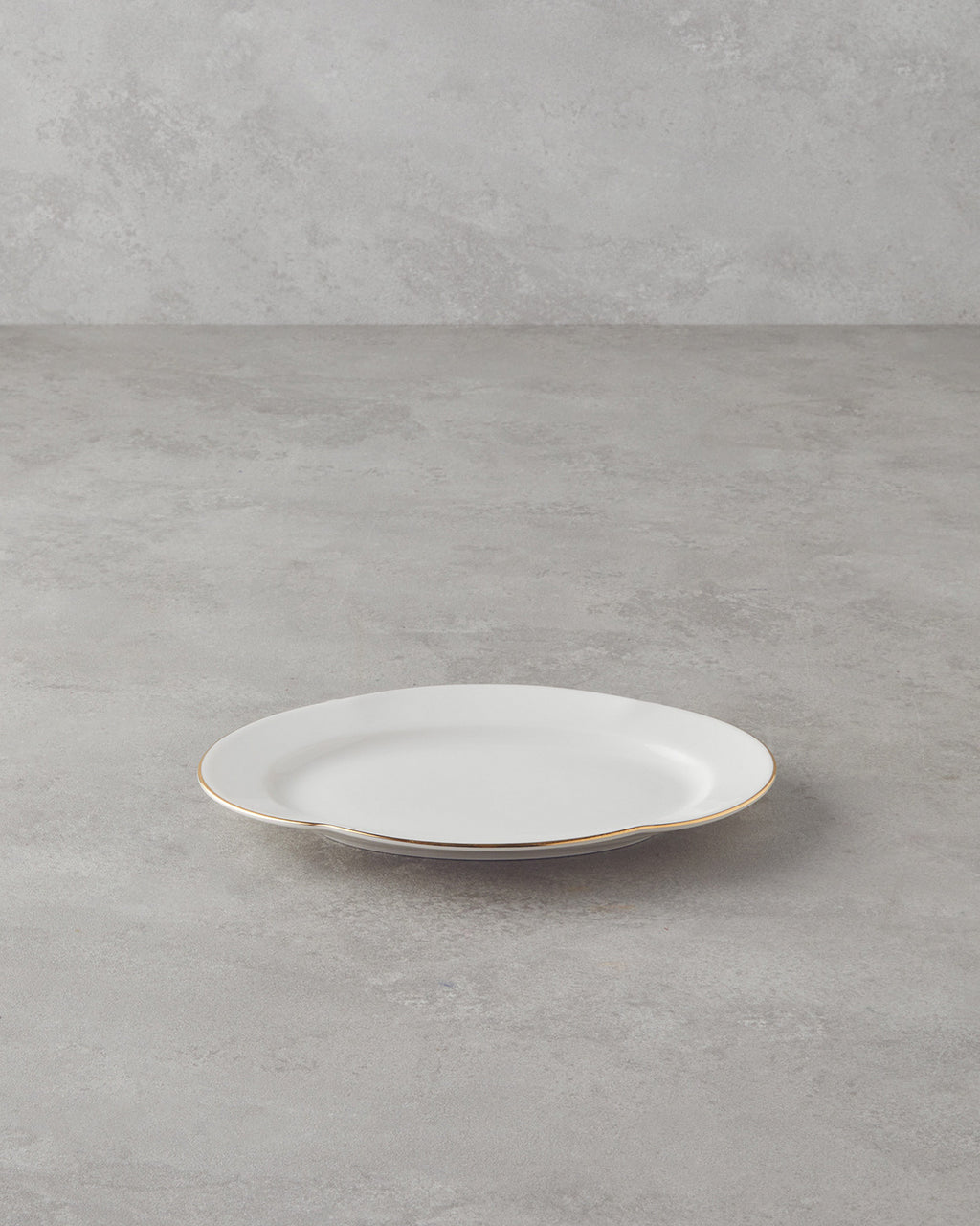 Porcelain Rectangular Plate Gold - 25 cm