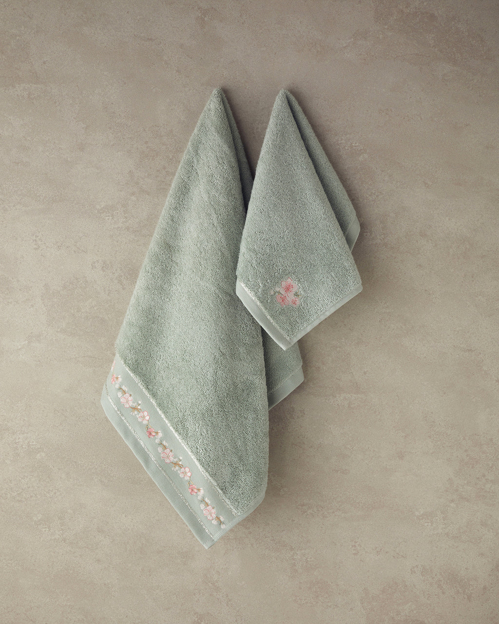 Flower Chain Cotton Embroidered Face Towel Set 30x45+50x80 cm Sea Green