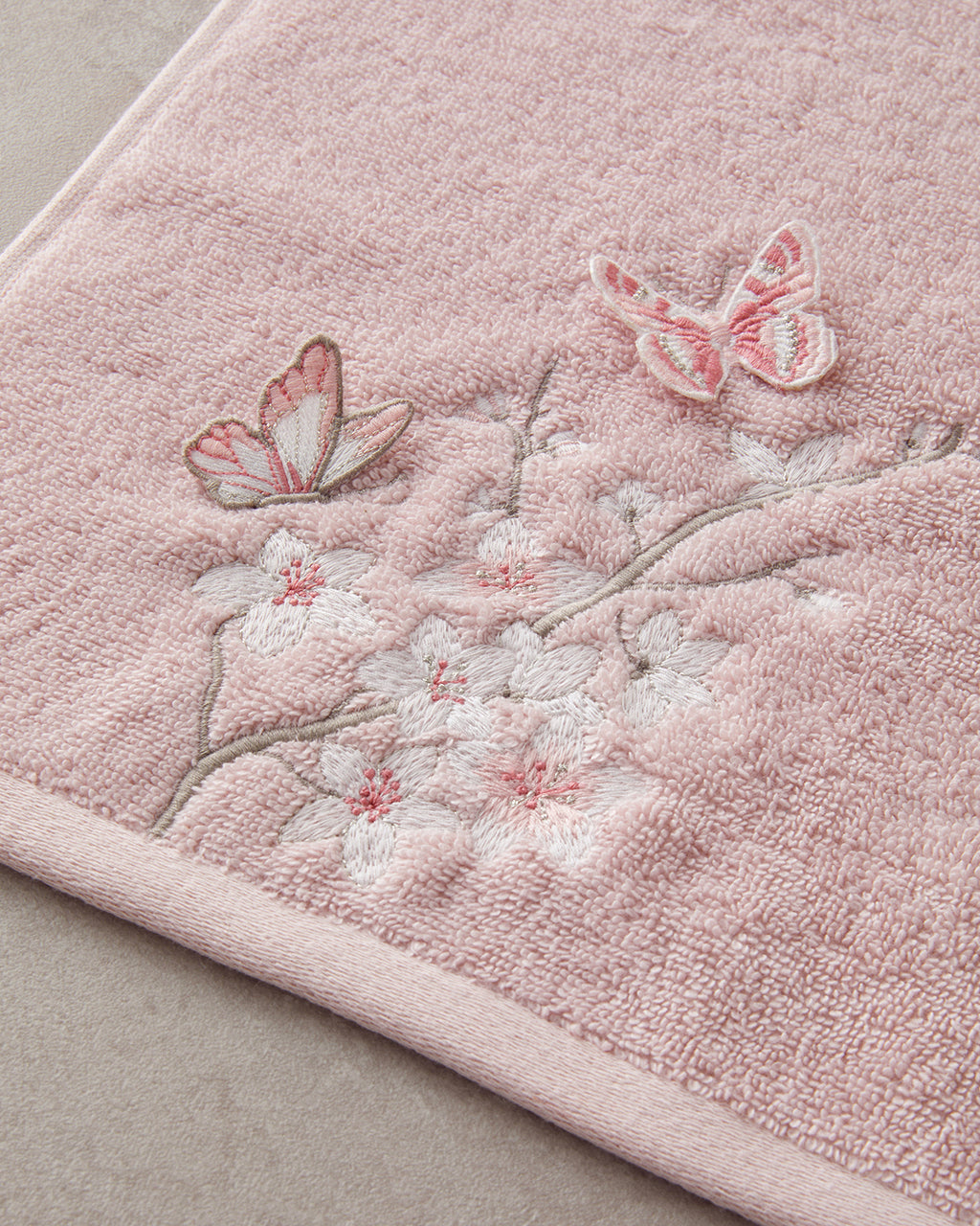 Mariposa Cotton Embroidered Face Towel Set 30x45+50x80 cm Pink (view 4)