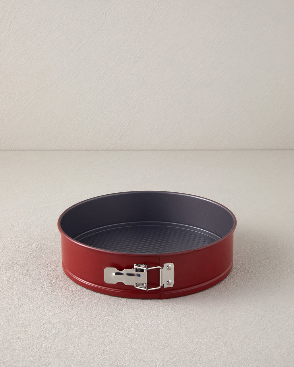 Carbon Steel 3 Pieces Cake Mold 25.5-25.5-26 cm Red (view 2)