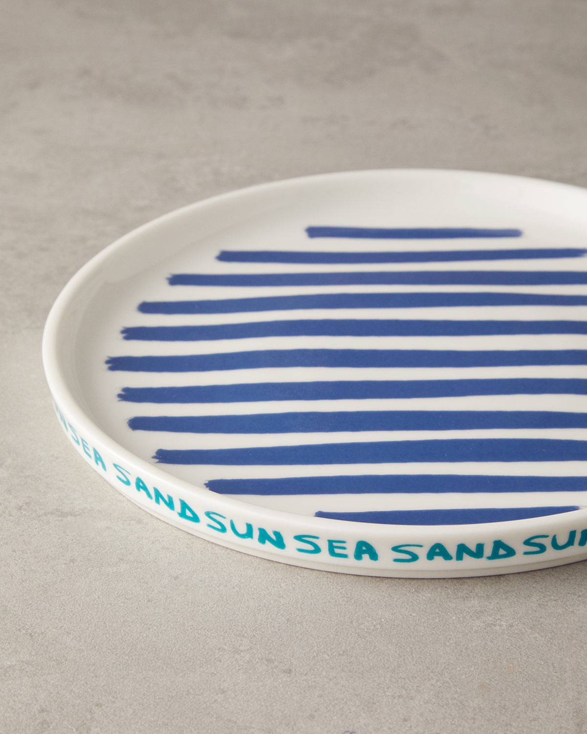 Jolly Lines Bone Porcelain Serving Plate 27 cm Blue (view 3)