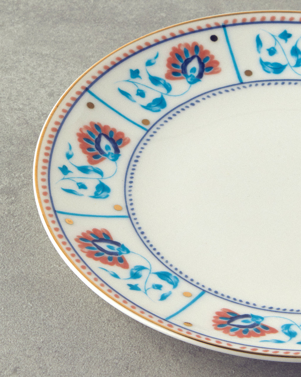 Carnival Leaves Bone Porcelain Cake Plate 20 cm Colored (view 2)