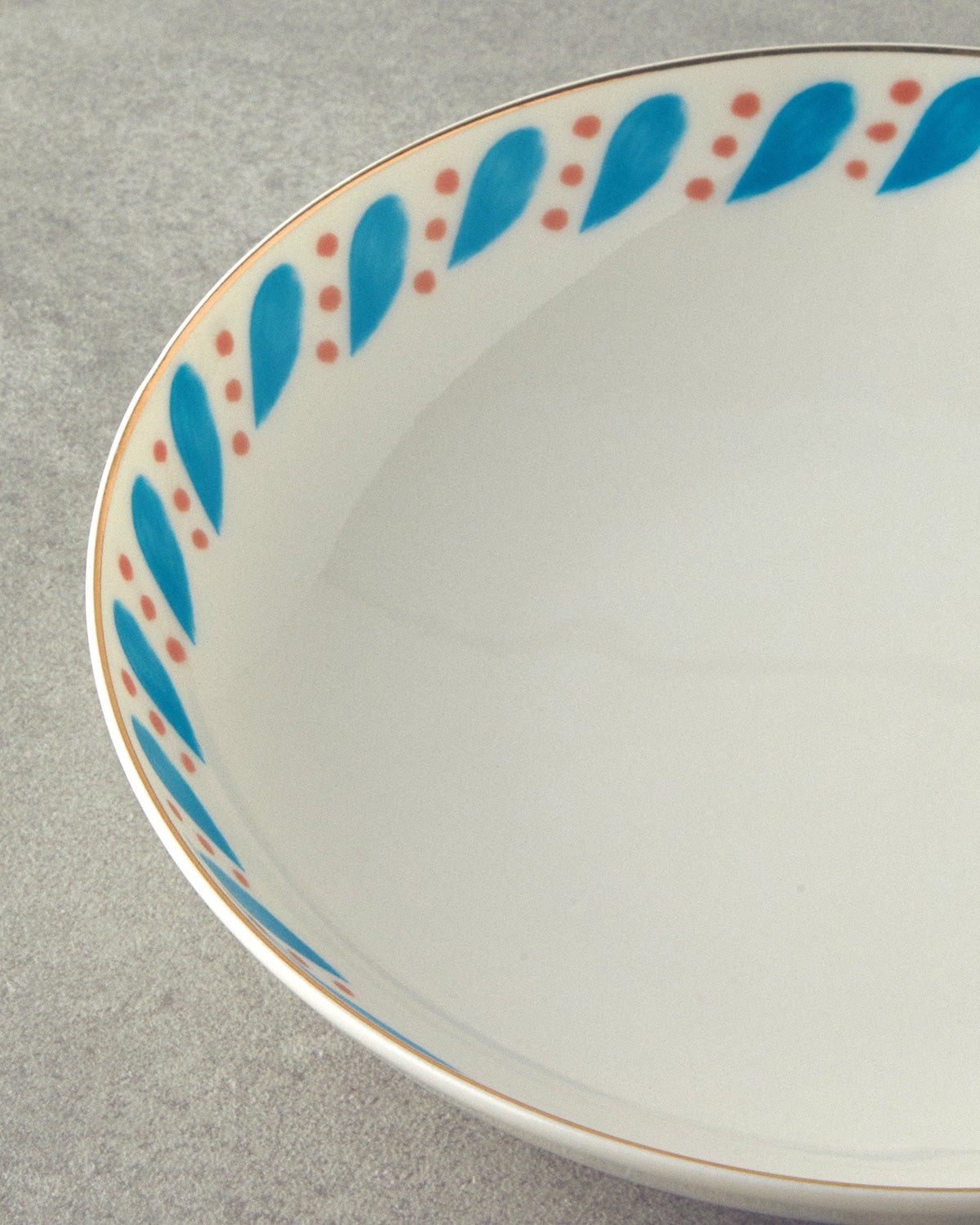Bone Porcelain Deep Plate 20 cm Blue (view 2)