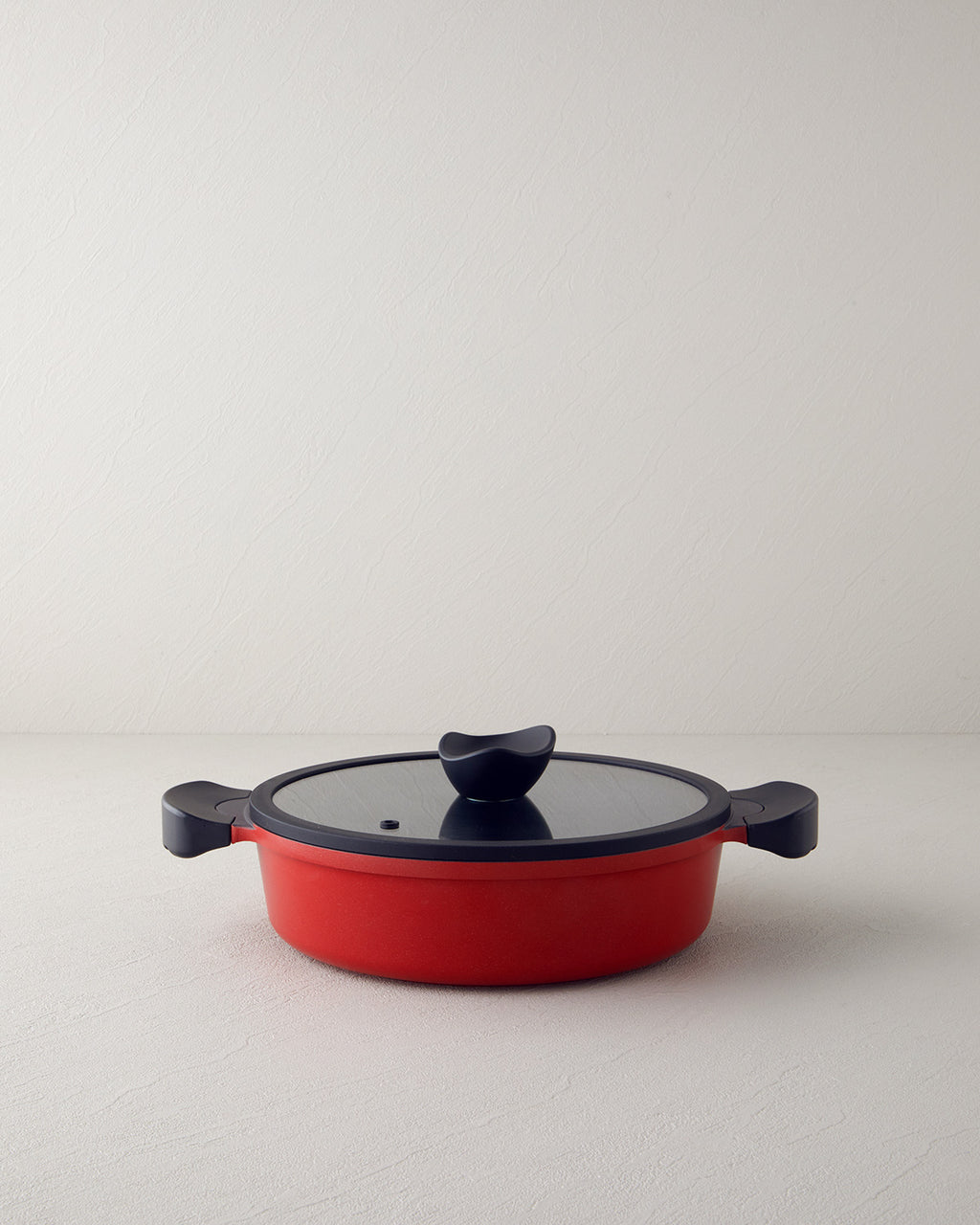 Prime Red Love Cast Aluminum Flat Pot 26 cm Red