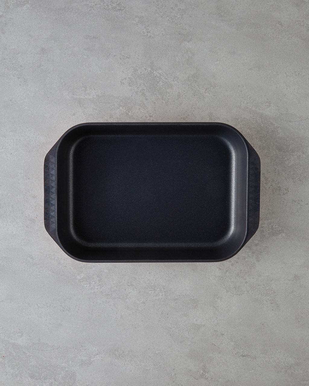 Prime Red Love Cast Aluminum Oven Dish 30 cm Red (view 2)