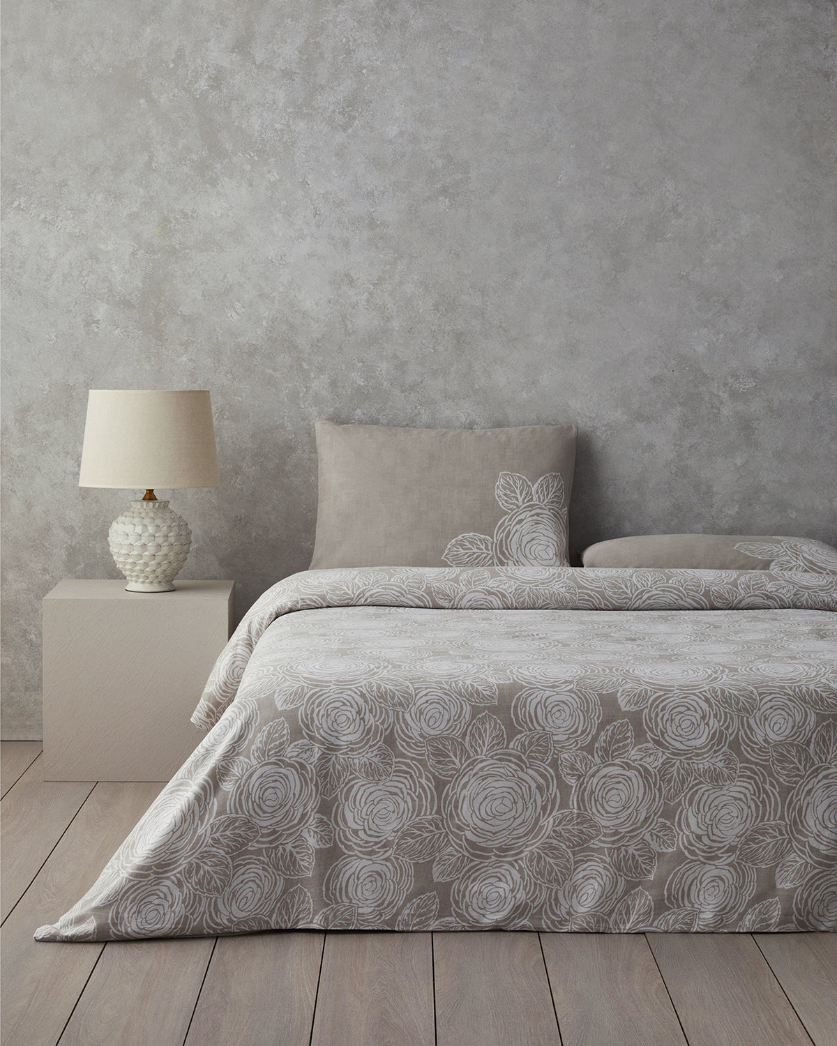 Shabby Rose Crêpe King Size Duvet Cover Set 240x220 cm Stone Colored