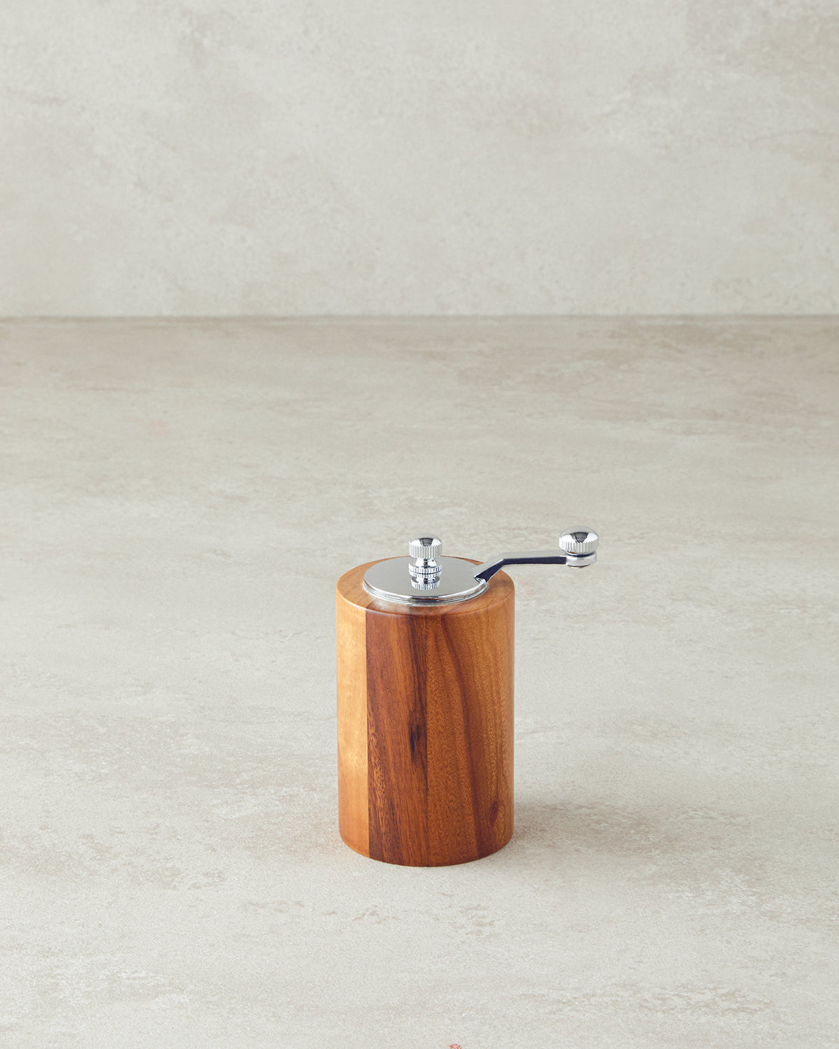 Lima Acacia Grinder 6x11 cm Brown
