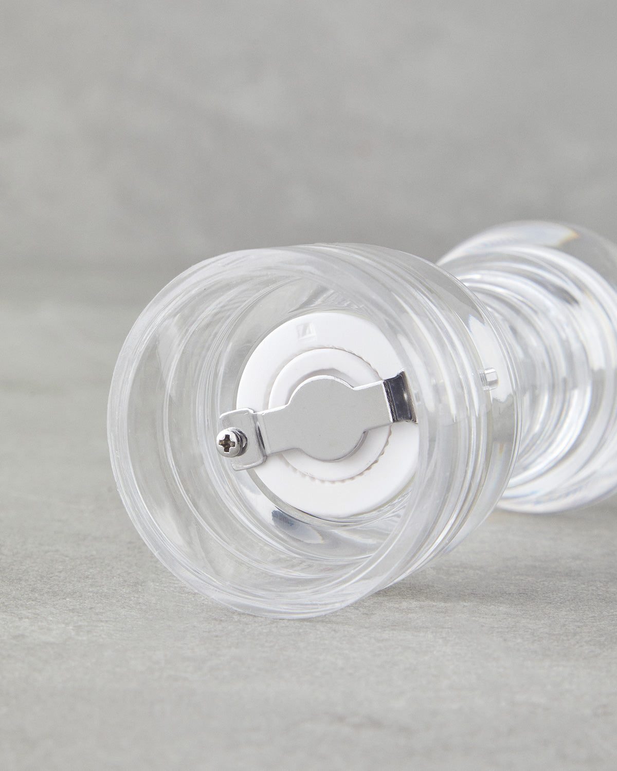 Lukas Acrylic Grinder Transparent - 9x6 cm (view 2)
