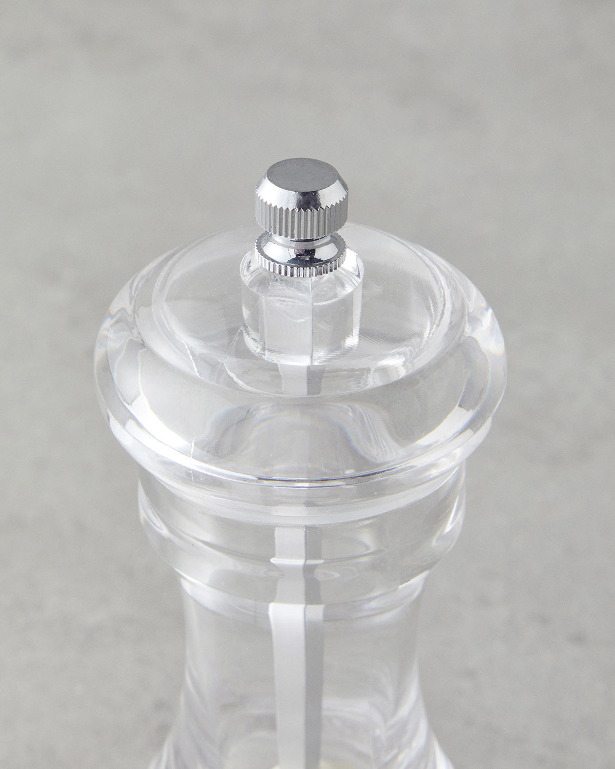 Lukas Acrylic Grinder Transparent (view 3)