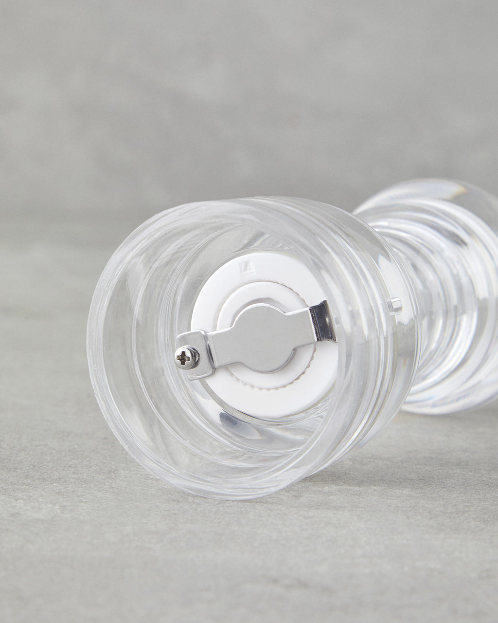 Lukas Acrylic Grinder Transparent (view 6)