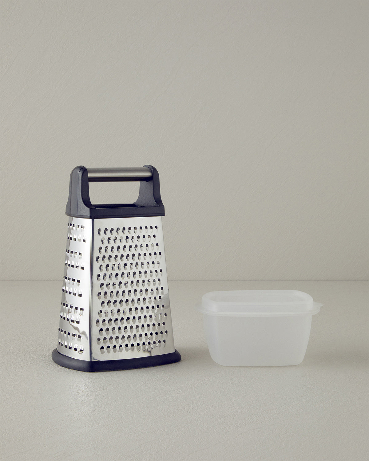 Axis Stainless Steel Grater 22.5 cm Black