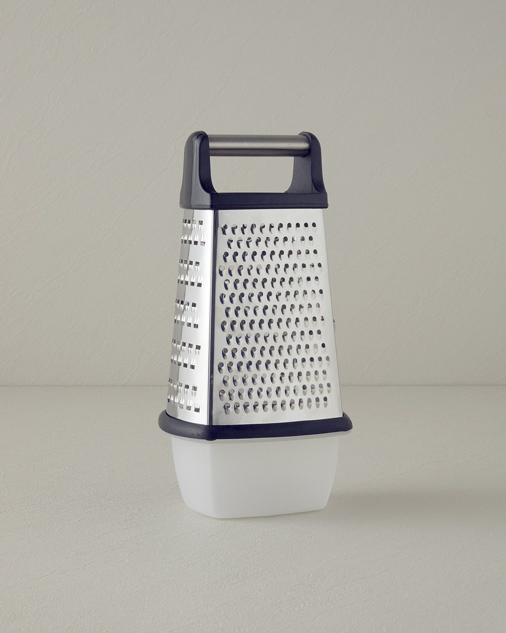 Axis Stainless Steel Grater 22.5 cm Black (view 3)