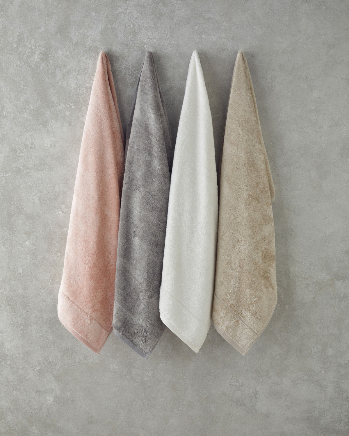 Leafy Bamboo Bath Towel 70x140 cm Pink (view 2)
