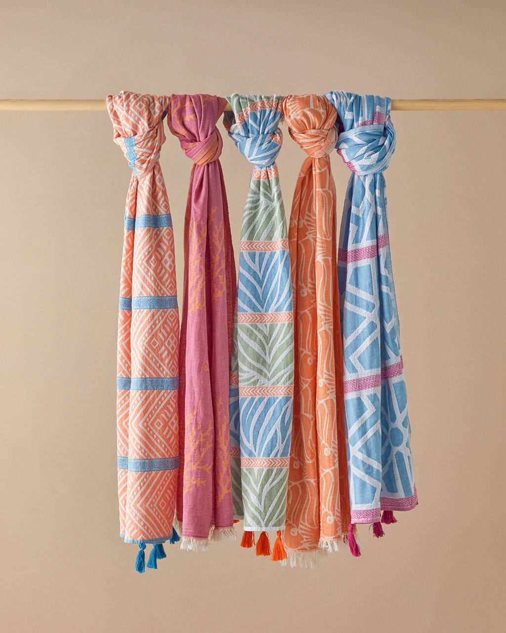 Zigzag Cotton Fringed Bath Wrap 90x150 cm Blue - Fuchsia (view 4)