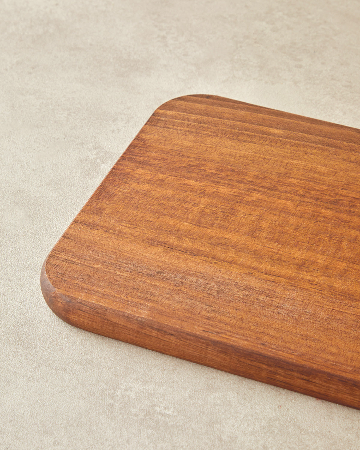 Colette Walnut Cutting Board 20x35 cm Dark Brown (view 3)