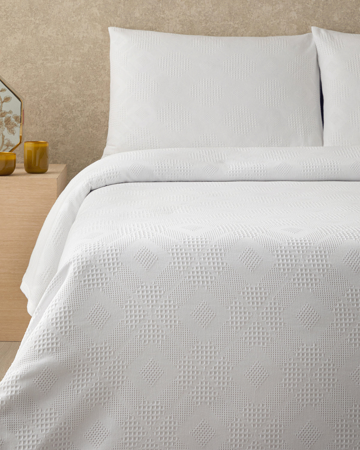 Pearl Cotton Double Summer Blanket Bed Spread Set - White - King 240x260 cm (view 2)