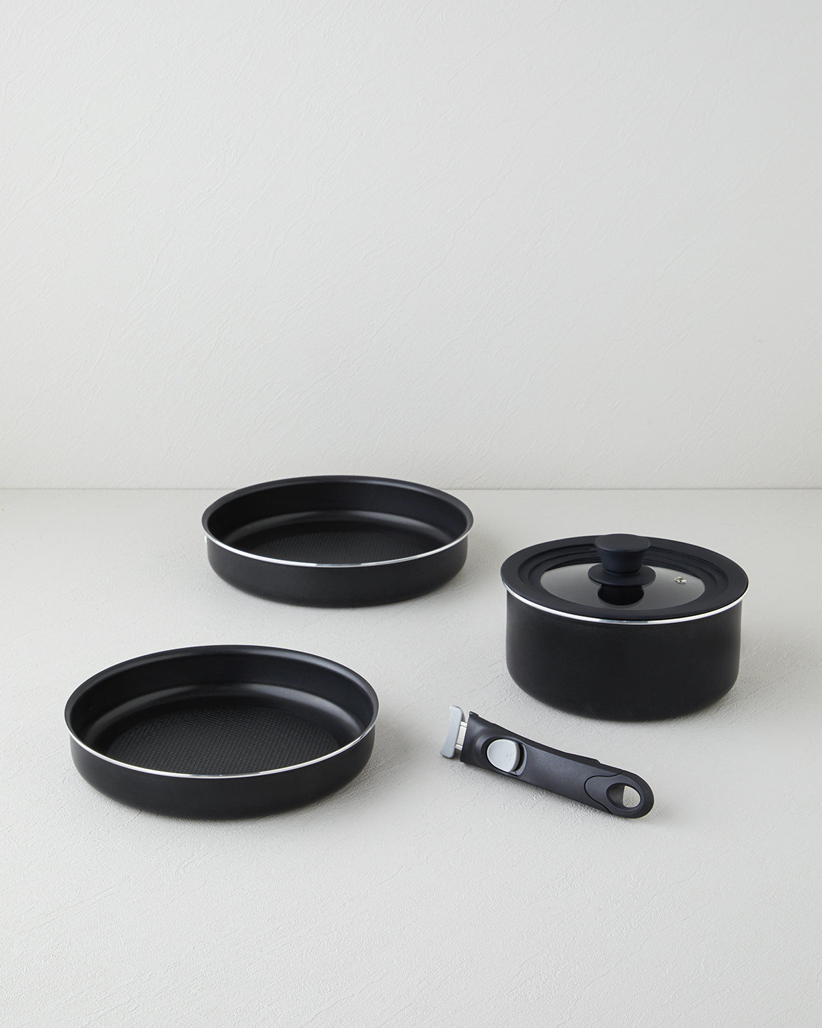 ClickEase Aluminum 5 Pieces Pot Set 20-24-26 Black